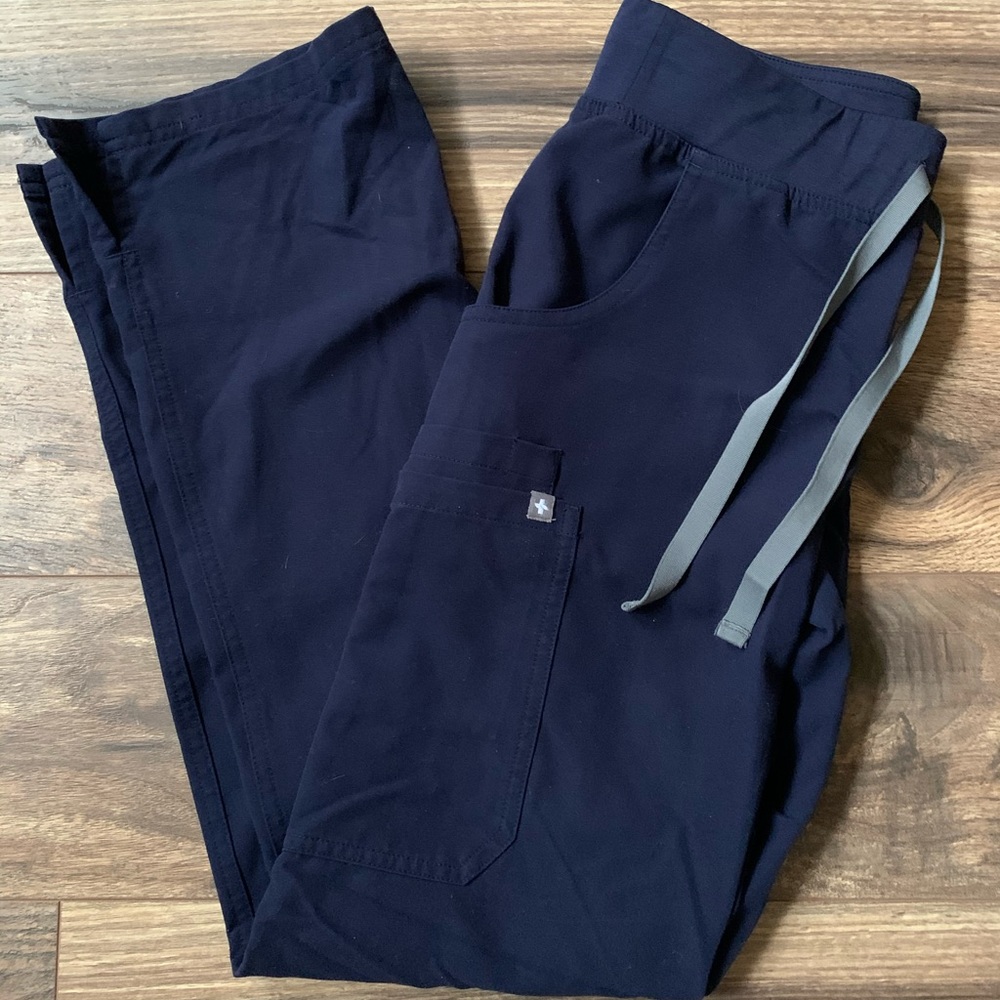 Figs Kate Cargo Scrub Pants